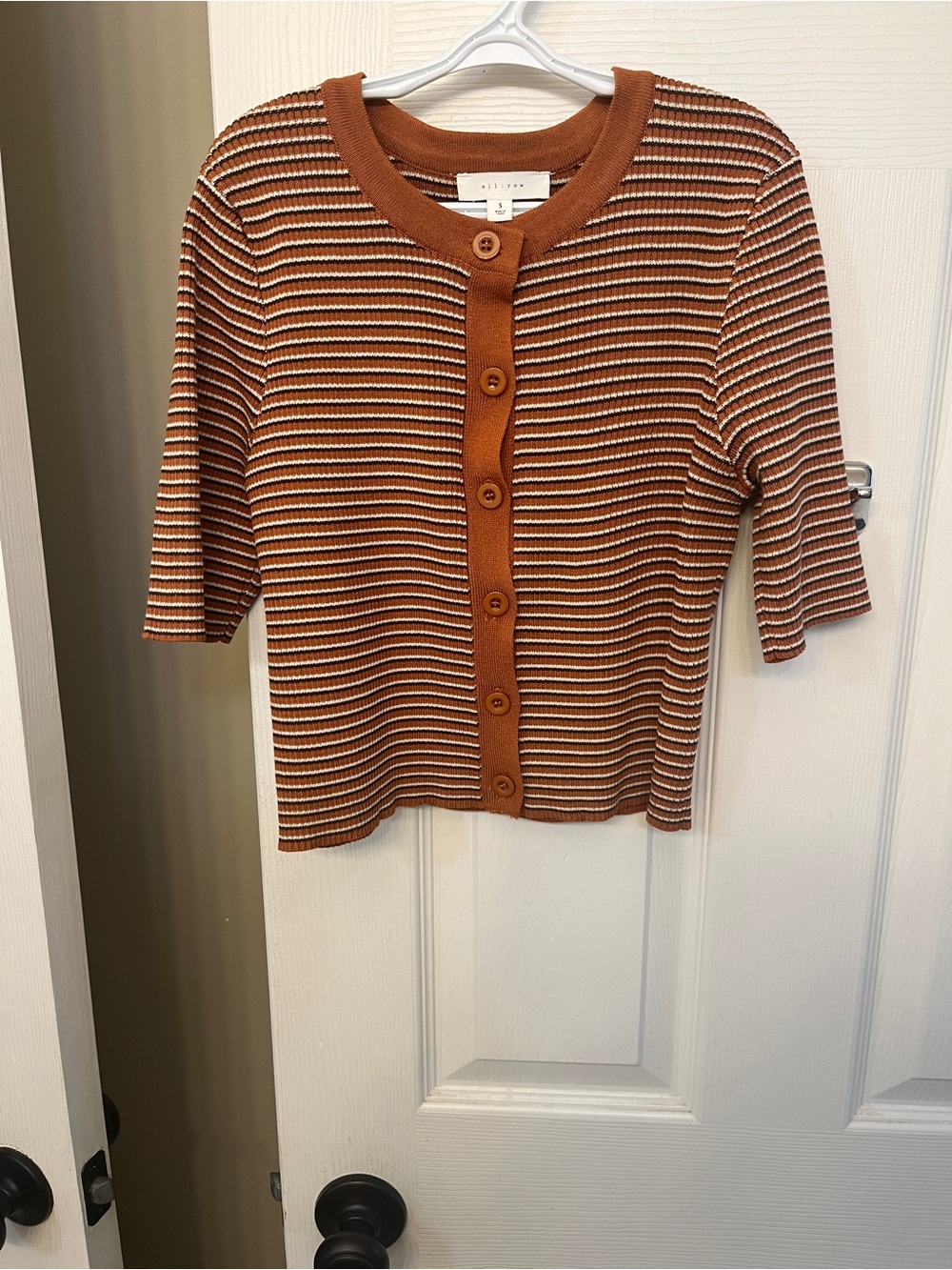 All Row Striped Cropped Button Cardigan in Warm Rust and Cream size S